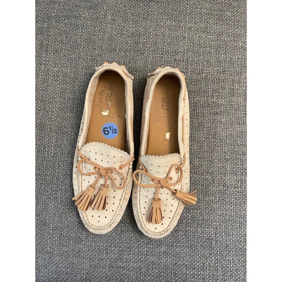 Cream Leather Coach Moccasins 6.5 - Picture 3 of 10